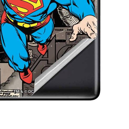 DC Comics Superman Vintage Action pose pattern Google Pixel 6 Pro Skin